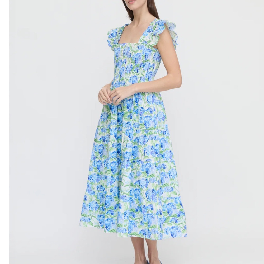 Hill House x La Coqueta Ellie Nap Dres Hydrangea